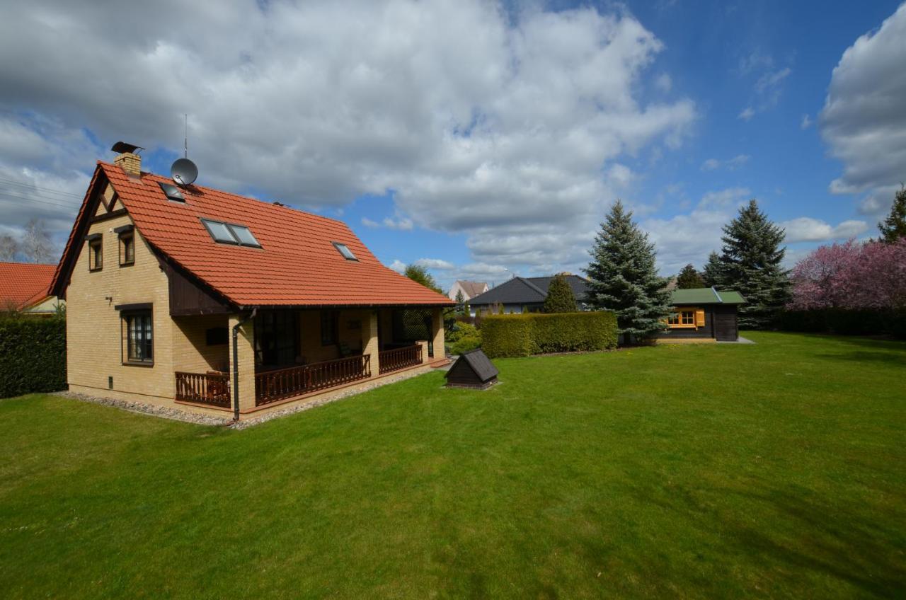 Dom Wakacyjny Jaski Trzcianka Exterior foto
